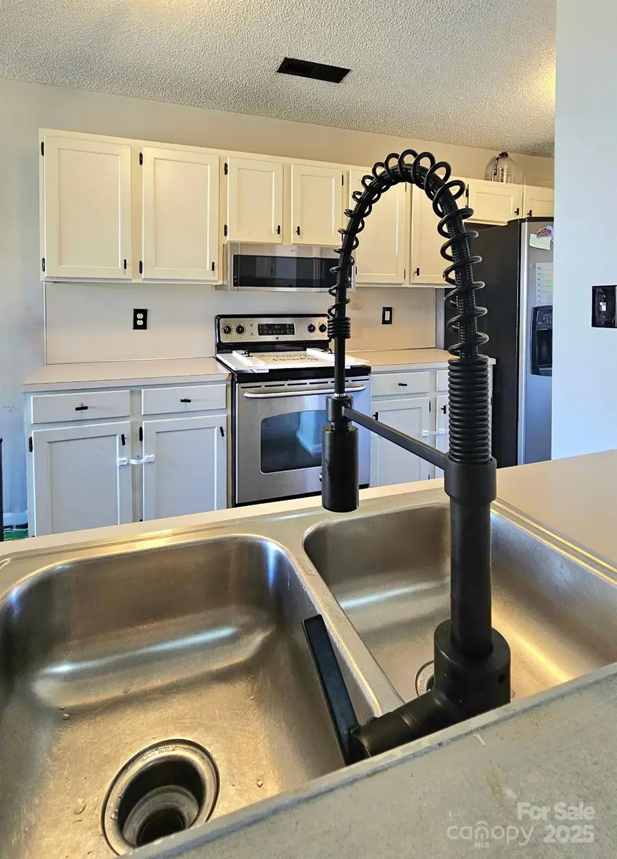 2761 Thistle Brook Drive, Concord, NC 28027 - Image #2