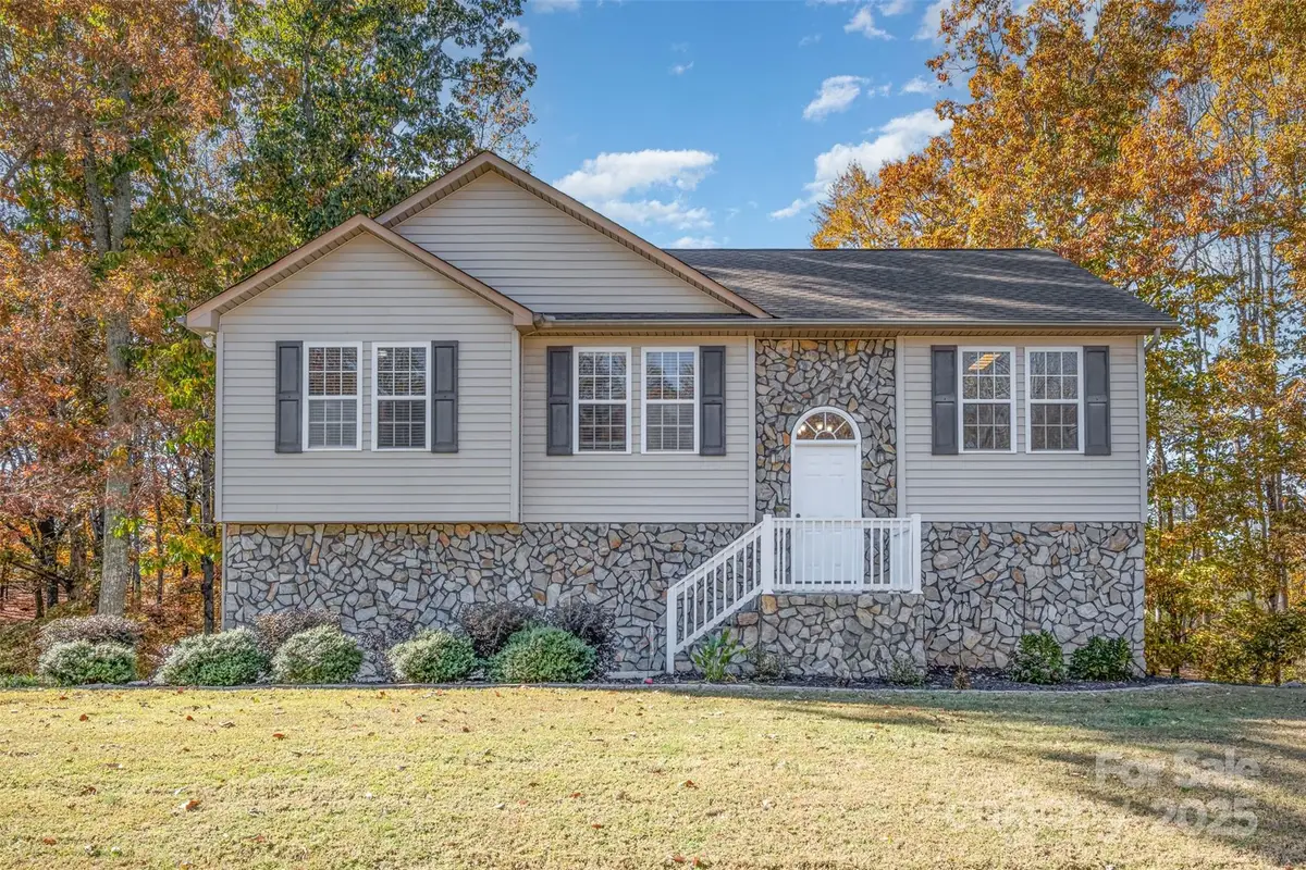 1405 Willow Ridge Road, Lincolnton, NC 28092 - Image #1