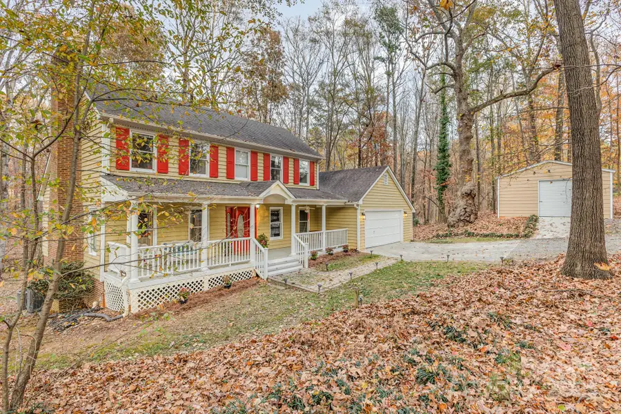909 Woodland Forest Drive, Waxhaw, NC 28173 - Image #3