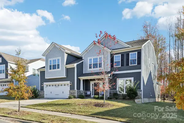 12711 Dunloe Wood Drive, Huntersville, NC 28078