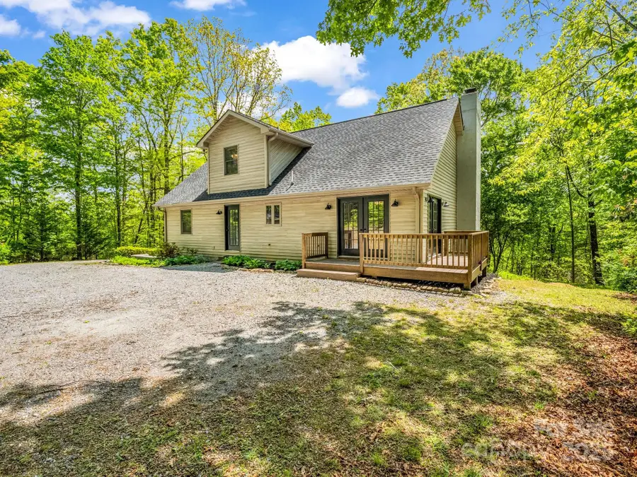 2304 Mountain Page Road, Saluda, NC 28773 - Image #2