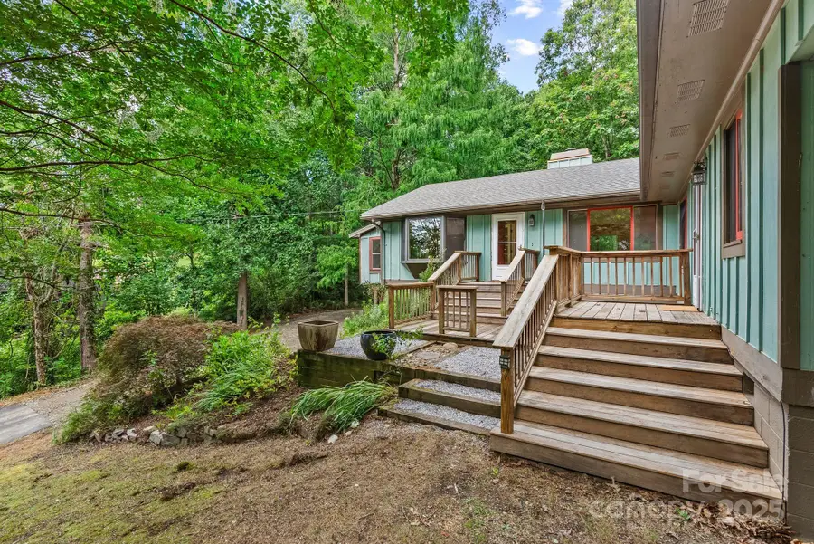 15 Mayfield Road, Asheville, NC 28804 - Image #3