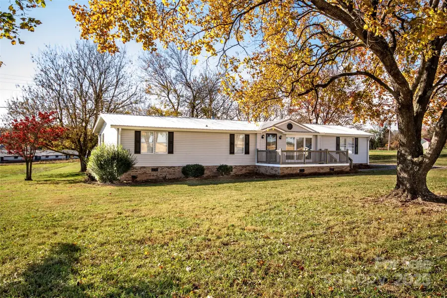 943 Tabor Road, Olin, NC 28660 - Image #2