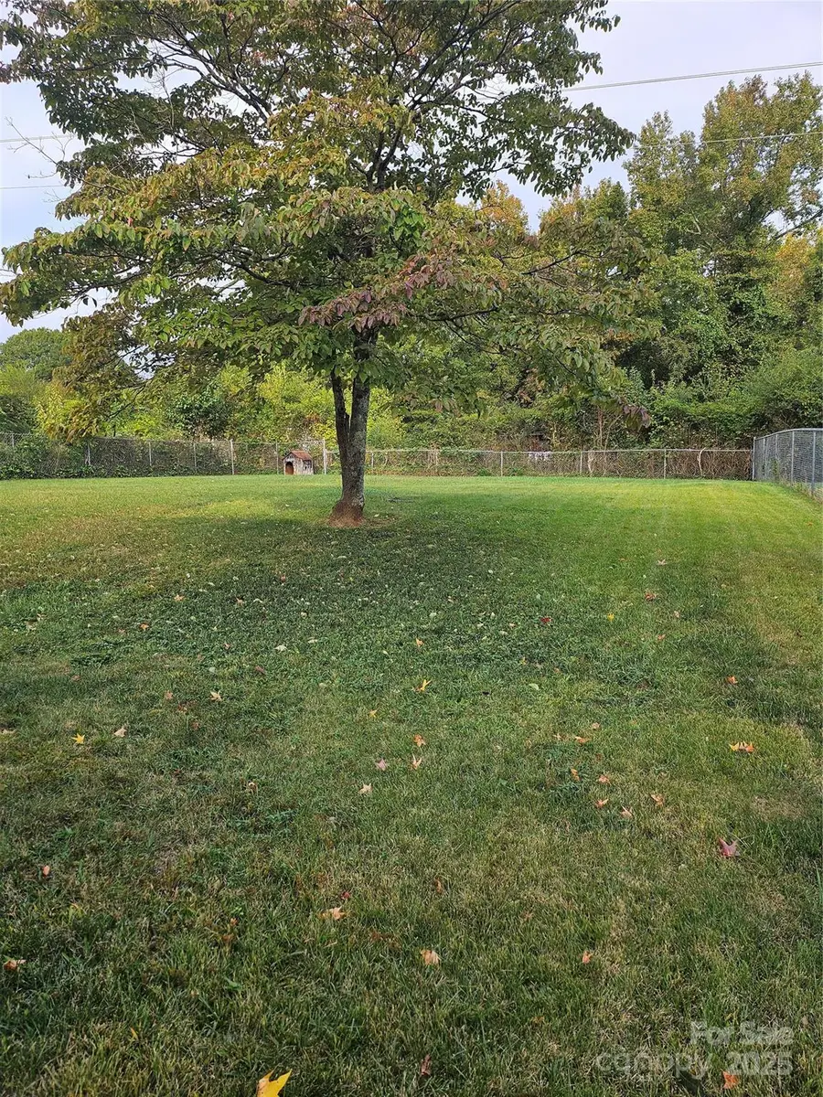 1245 Pondella Drive, Charlotte, NC 28213 - Image #2