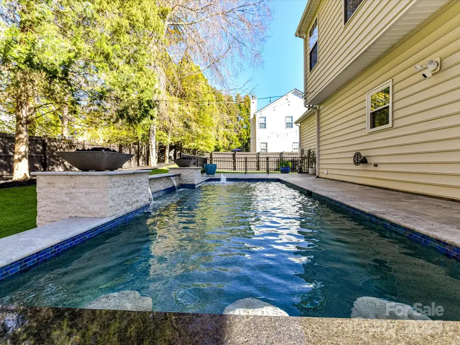 8674 Brook Glen Lane, Huntersville, NC 28078 - Image #2