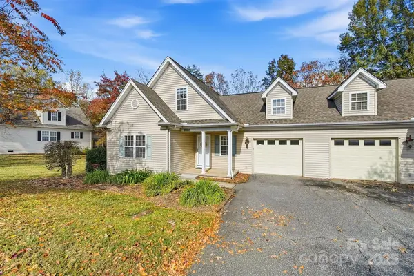 3830 16th Street Ne #A, Hickory, NC 28601