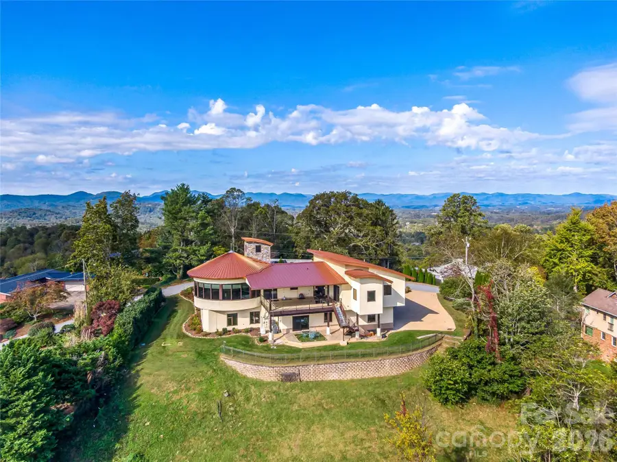95 Horizon Hill Road, Asheville, NC 28804 - Image #2