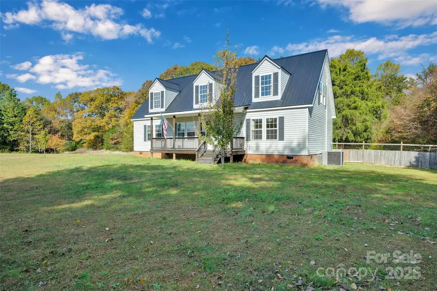 513 Weathers Creek Road, Troutman, NC 28166 - Image #2