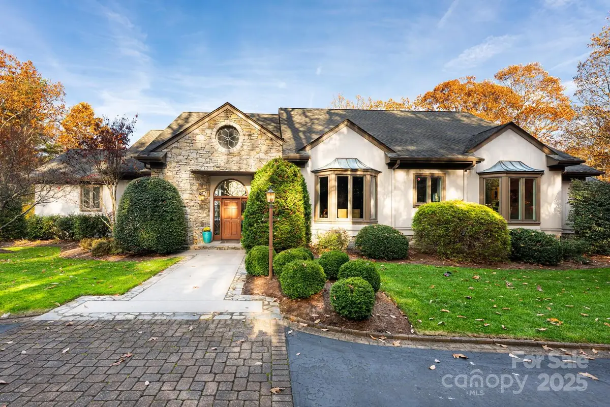 106 Woodglen Court, Flat Rock, NC 28731 - Image #1