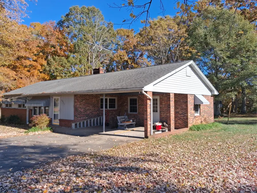 2833 Camp Creek Church Road, Mooresboro, NC 28114 - Image #3