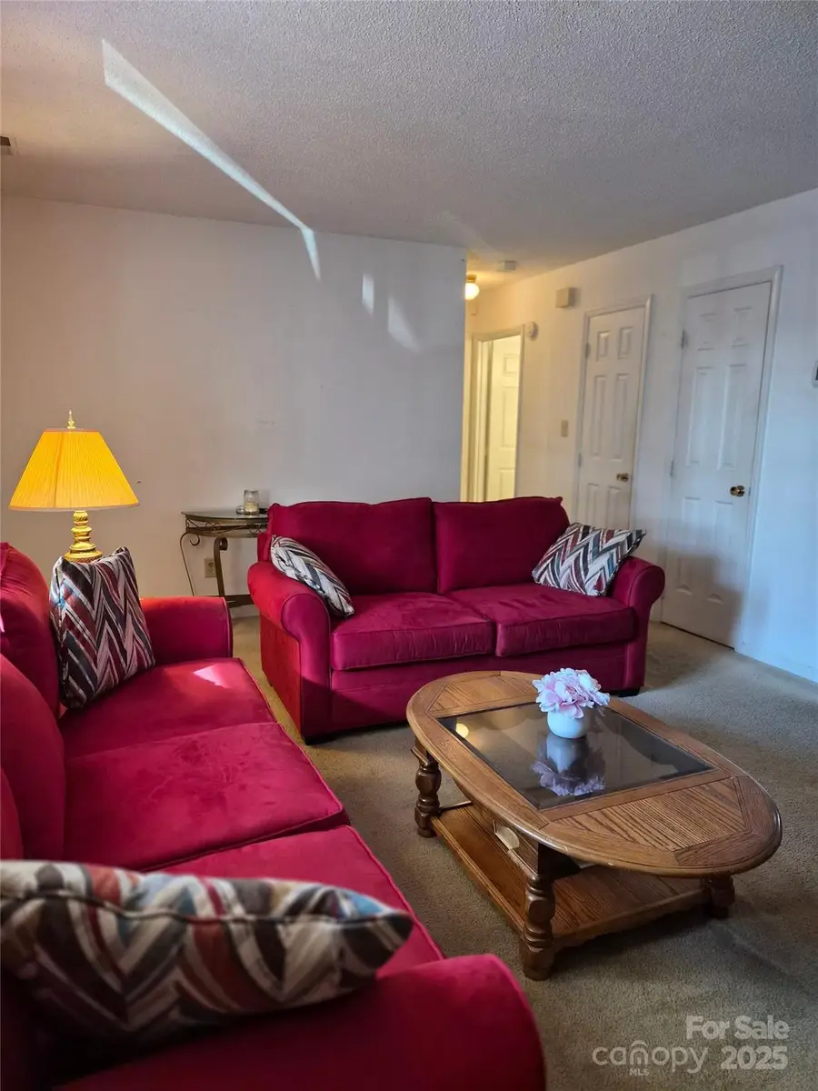 6227 Mayridge Drive, Charlotte, NC 28215 - Image #3