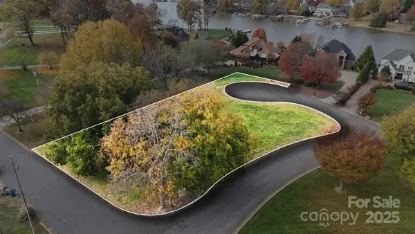 104 Hickory Hill Road, Mooresville, NC 28117