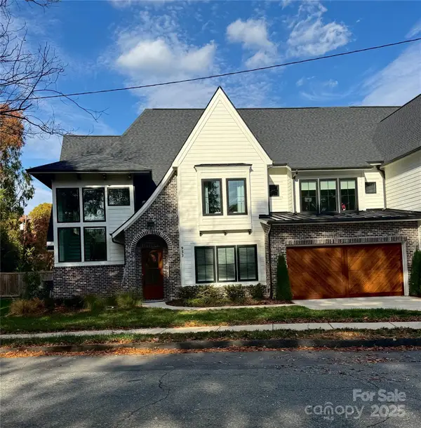 953 Poindexter Drive, Charlotte, NC 28209