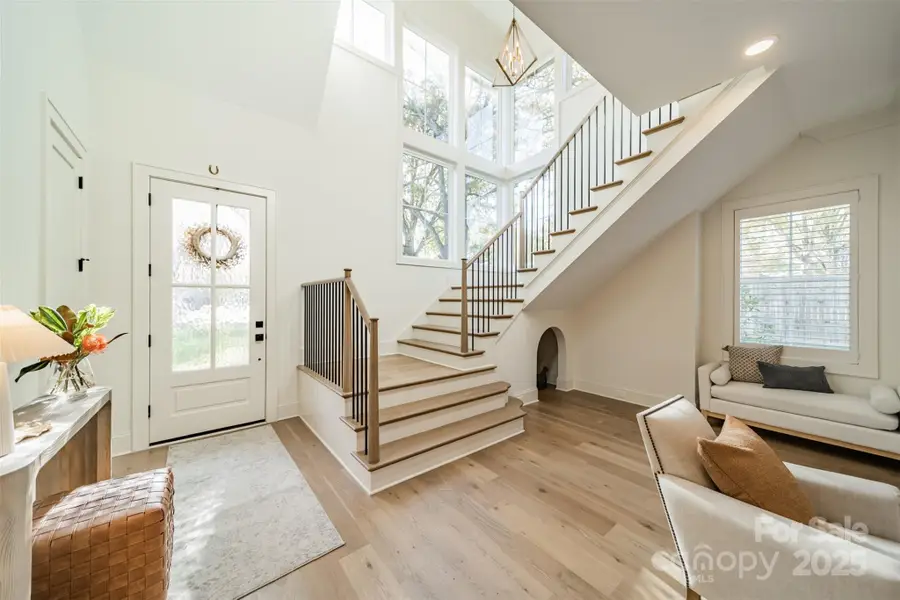 953 Poindexter Drive, Charlotte, NC 28209 - Image #3