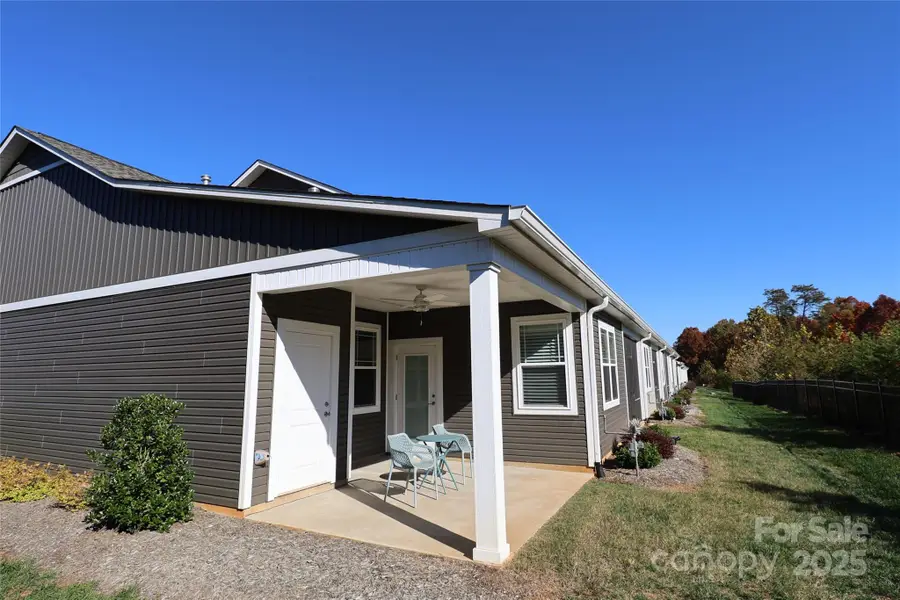 2822 15th Avenue Place Se, Hickory, NC 28602 - Image #3