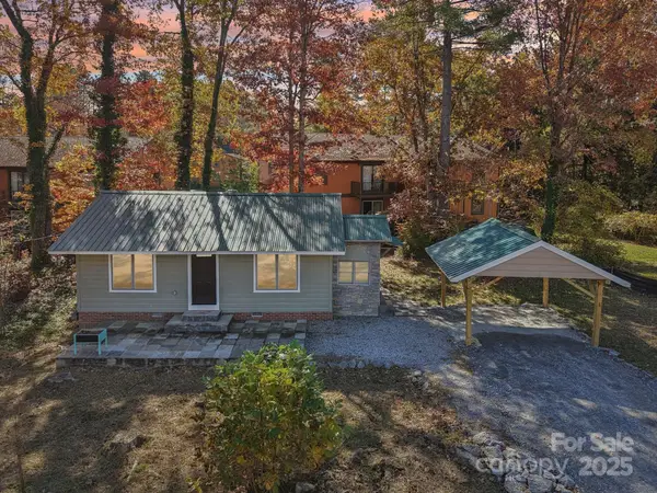 1749 Haywood Road, Hendersonville, NC 28791