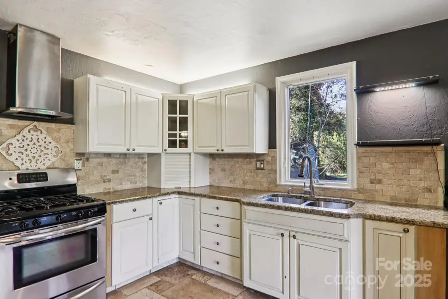 1749 Haywood Road, Hendersonville, NC 28791 - Image #3