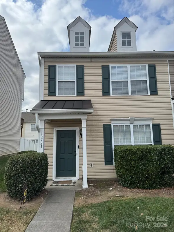 13225 Calloway Glen Drive, Charlotte, NC 28273