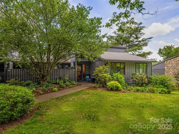 405 Crowfields Drive, Asheville, NC 28803