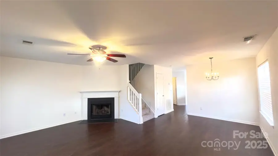 3135 Brockhampton Court, Charlotte, NC 28269 - Image #2