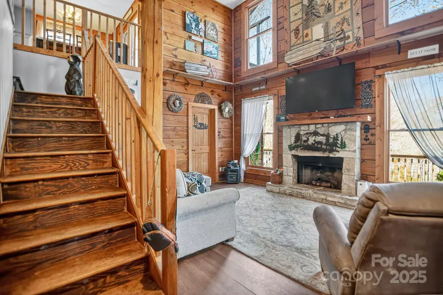 343 Chestnut Village, Mars Hill, NC 28754 - Image #3