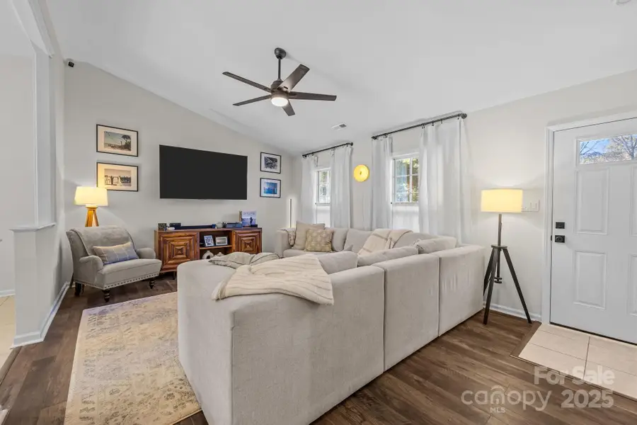 3512 Cross Winds Road, Charlotte, NC 28227 - Image #3