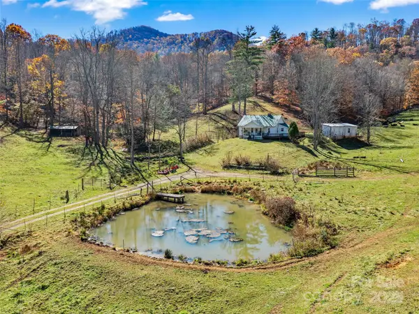 321 Lyle Lane, Green Mountain, NC 28740