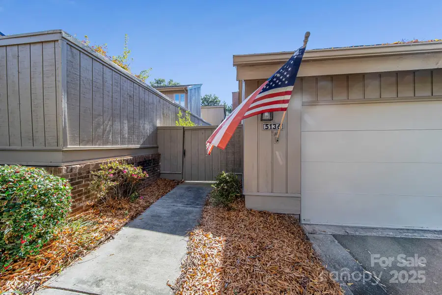 5136 Dunes Court, Charlotte, NC 28226 - Image #3