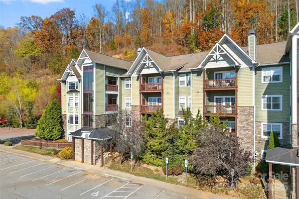 2000 Olde Eastwood Village Boulevard #104, Asheville, NC 28803