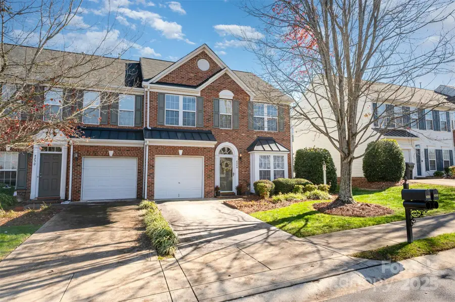 4246 Piccadilly Lane, Fort Mill, SC 29707 - Image #2