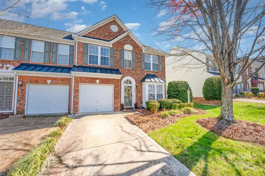 4246 Piccadilly Lane, Fort Mill, SC 29707 - Image #3