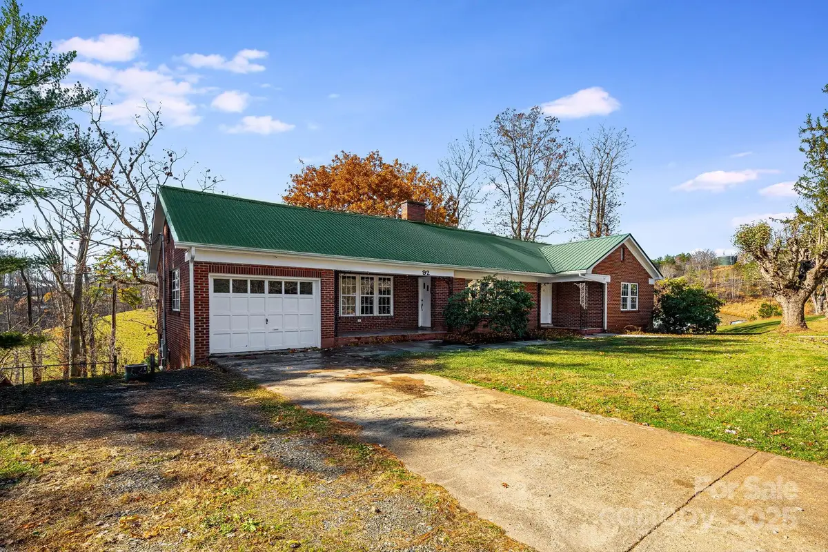 92 Parkway View Road, Mars Hill, NC 28754 - #1