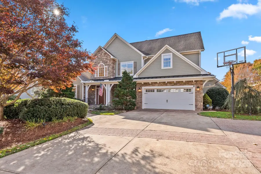 6 Huntington Chase Drive, Asheville, NC 28805 - Image #2