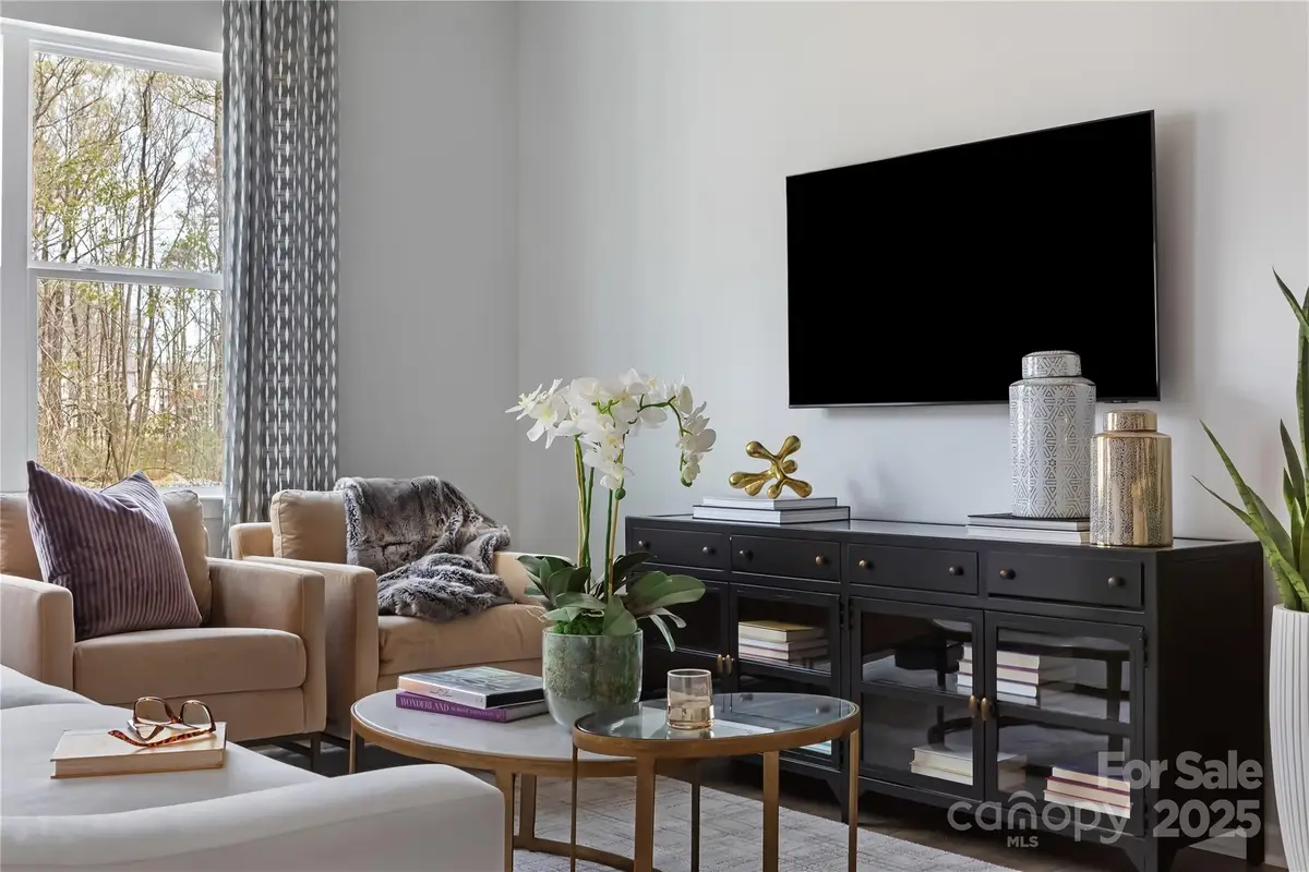 2312 Endeavor Run, Charlotte, NC 28269 - Image #1