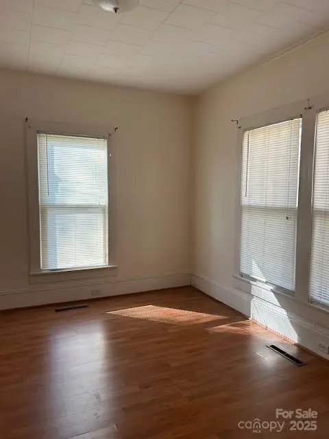 828 N Piedmont Avenue, Kings Mountain, NC 28086 - #3