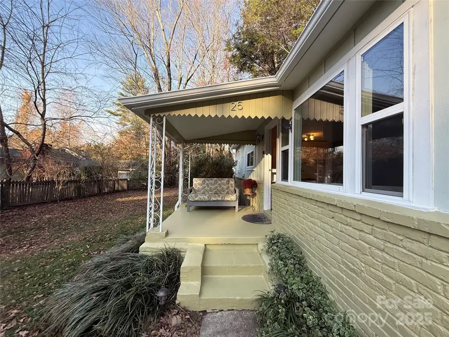 25 Sweet Clover Lane, Hendersonville, NC 28739 - Image #3