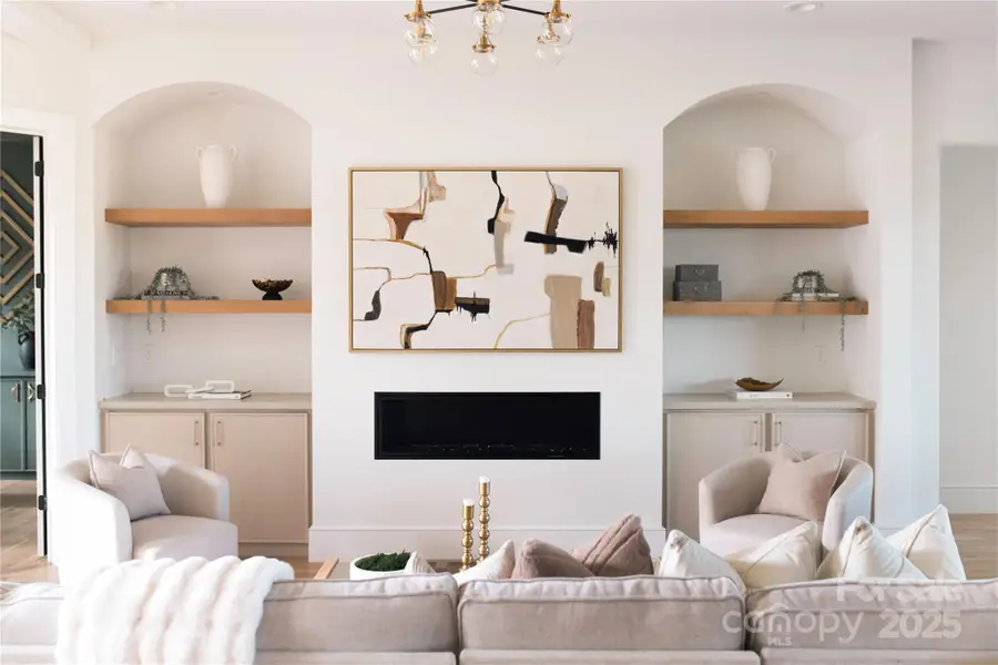 4041 Hiddenbrook Drive, Charlotte, NC 28205 - Image #3