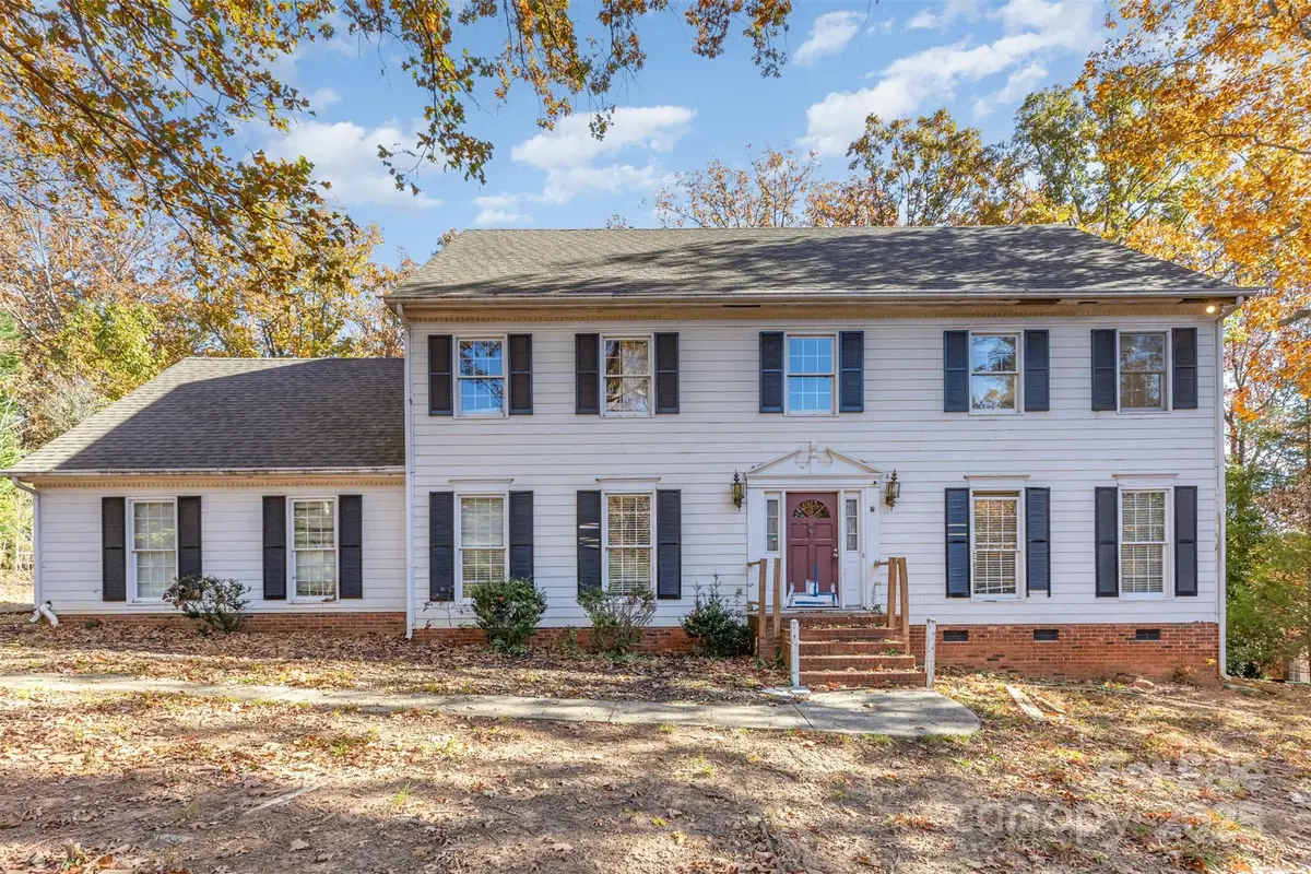 9208 Willowglen Trail, Charlotte, NC 28215 - Image #1