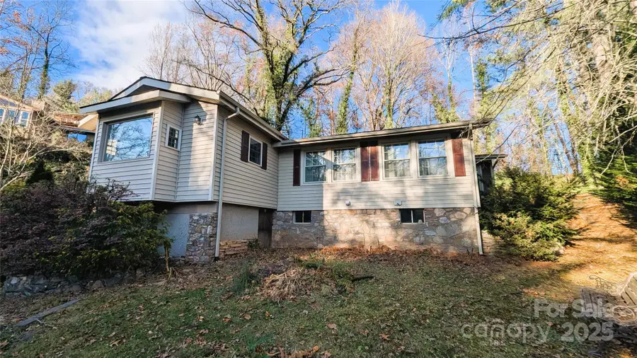 233 Rolling Drive, Waynesville, NC 28786 - Image #3