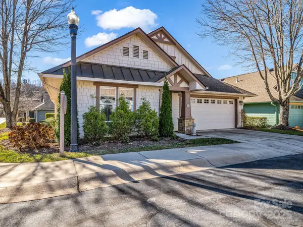 53 Barn Owl Way, Hendersonville, NC 28792