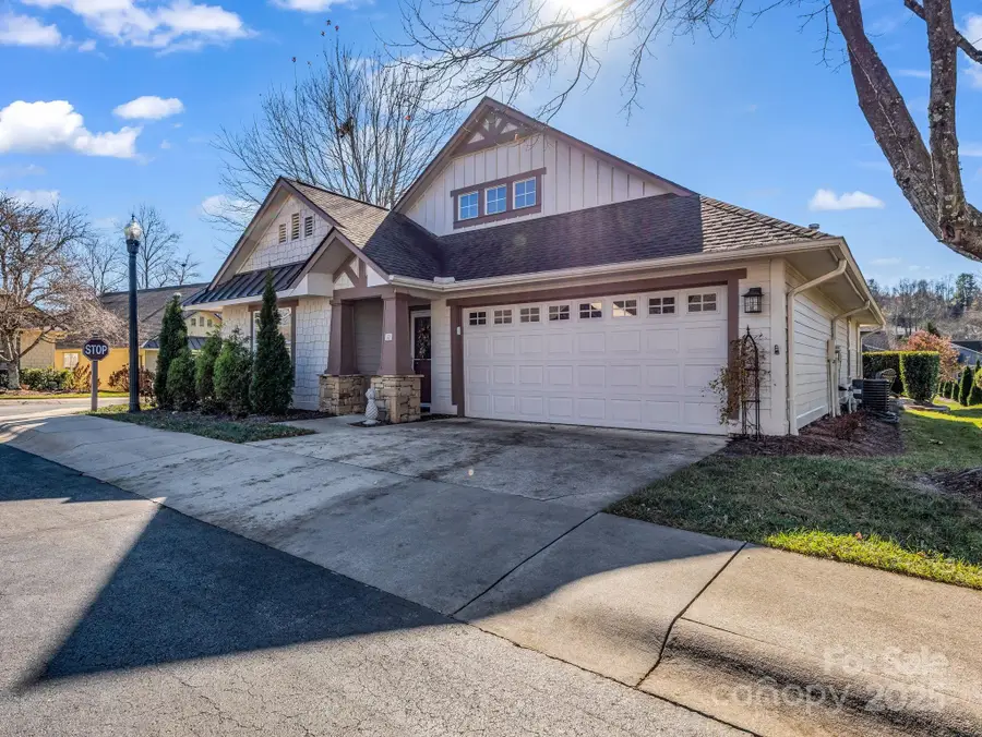 53 Barn Owl Way, Hendersonville, NC 28792 - Image #2