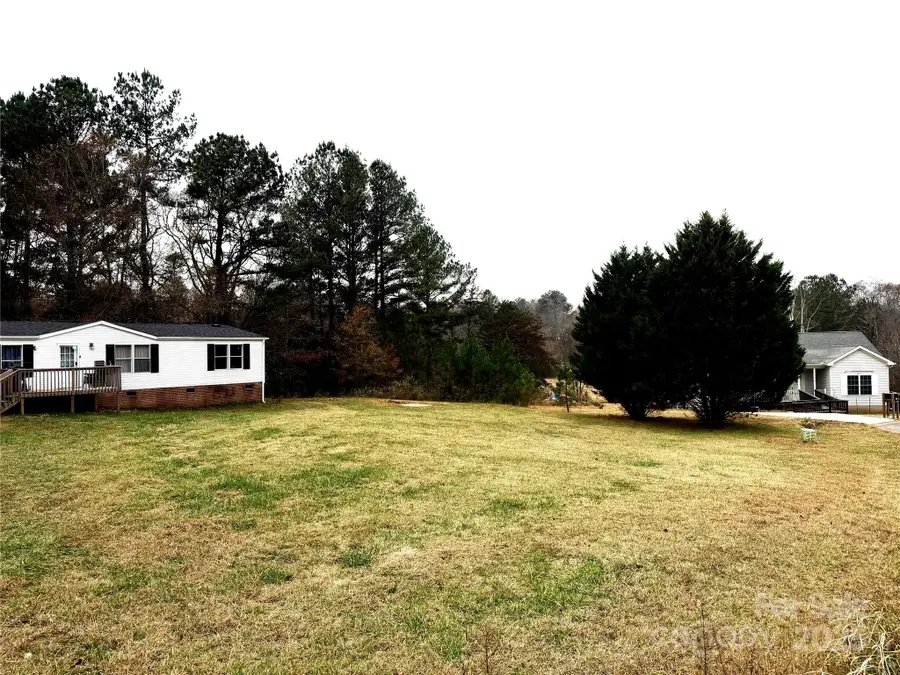 105 Alexia Lane, Grover, NC 28073 - Image #2