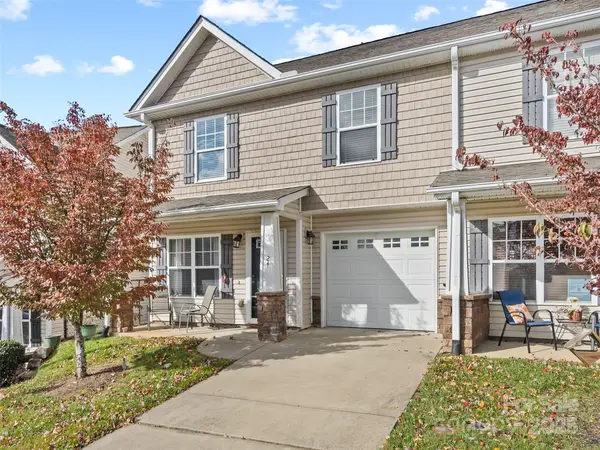 24 Torrington Avenue, Fletcher, NC 28732