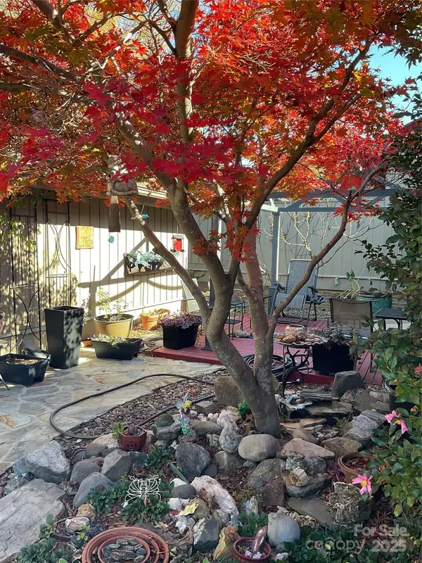 5134 Dunes Court, Charlotte, NC 28226