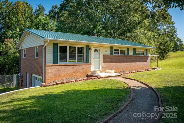 111 Baxter Street, Morganton, NC 28655
