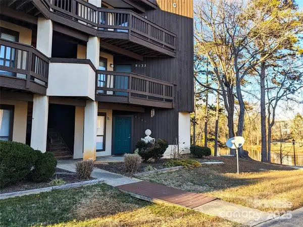 8137 Cedar Glen Drive, Charlotte, NC 28212