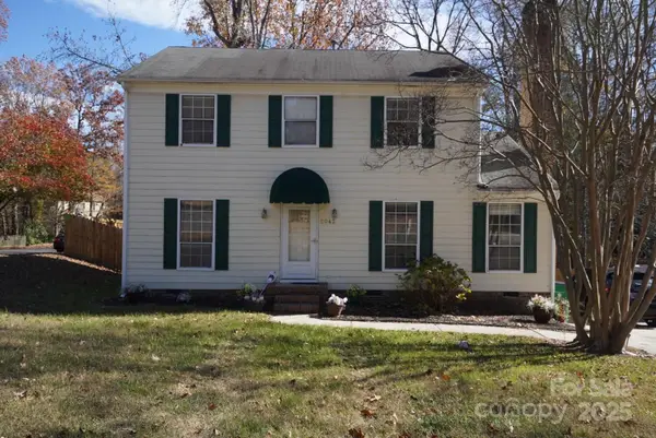2042 Killarney Place, Charlotte, NC 28262