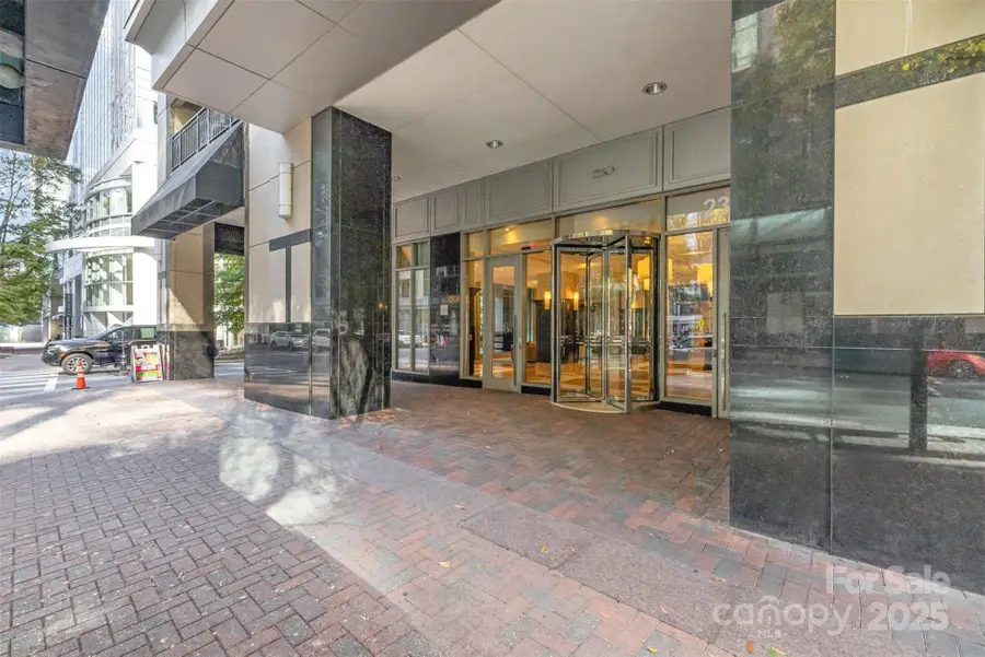 230 S Tryon Street #1105, Charlotte, NC 28202 - Image #2