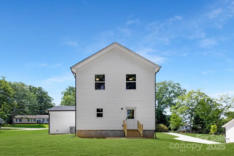 116 N Gould Avenue, Bessemer City, NC 28016 - Image #3