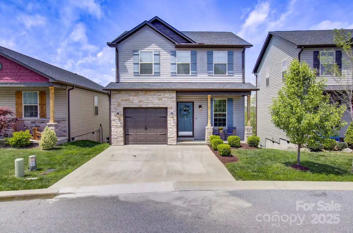 689 Cardwell Lane, Fletcher, NC 28732 - Image #1